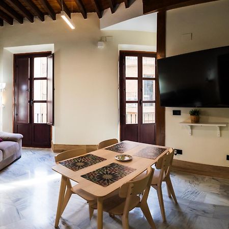 Apartamentos Reyes Catolicos Гранада Екстериор снимка